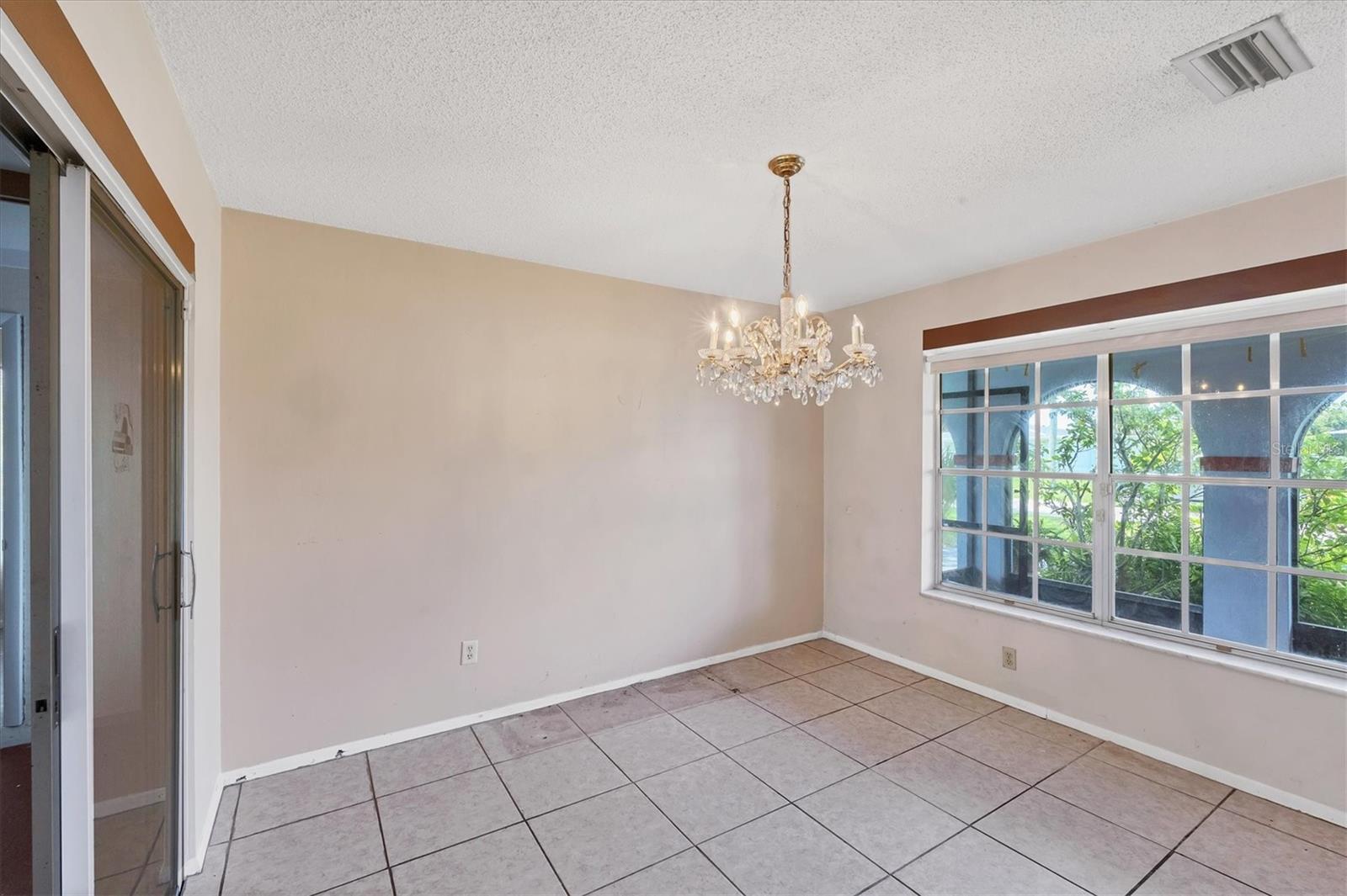 Image 12 of 28 For 6302 Sooner Street