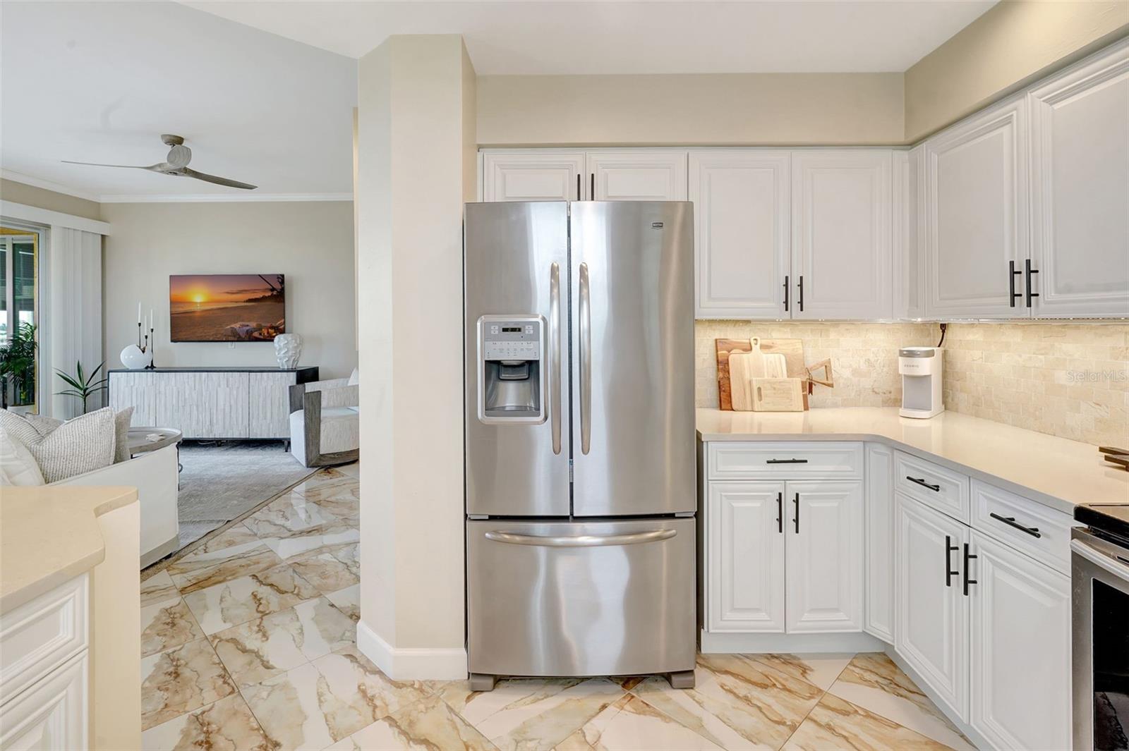 Image 13 of 31 For 2060 Matecumbe Key Road 2501