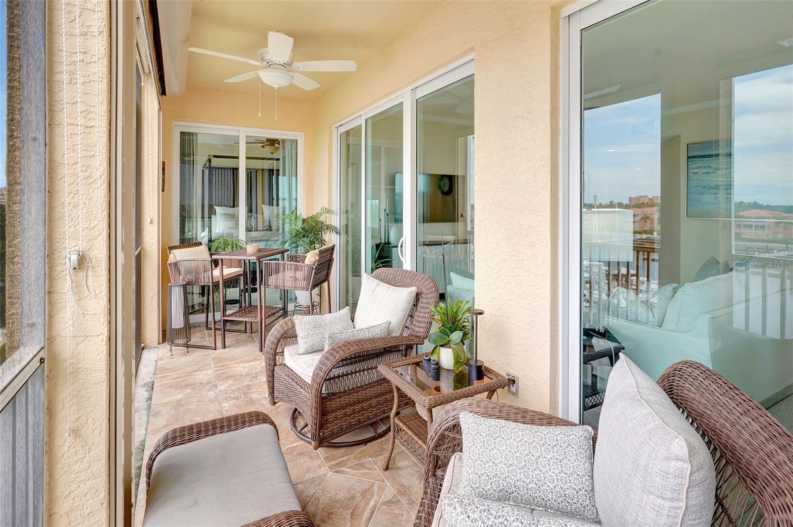 Image 28 of 31 For 2060 Matecumbe Key Road 2501