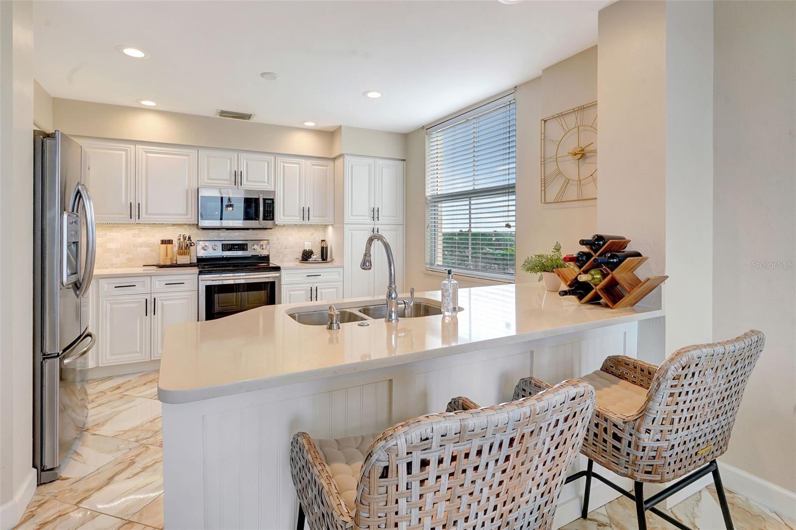 Image 6 of 31 For 2060 Matecumbe Key Road 2501