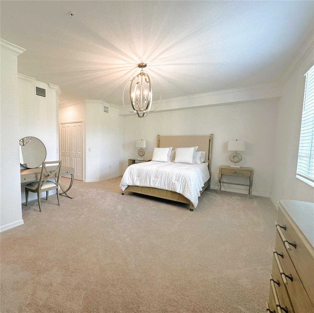 Image 13 of 54 For 14648 Sycamore Court 3012