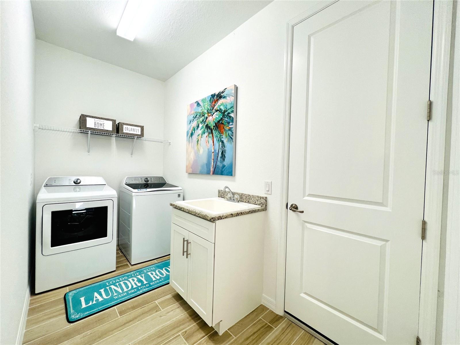 Image 17 of 51 For 14700 Cherry Blossom Way