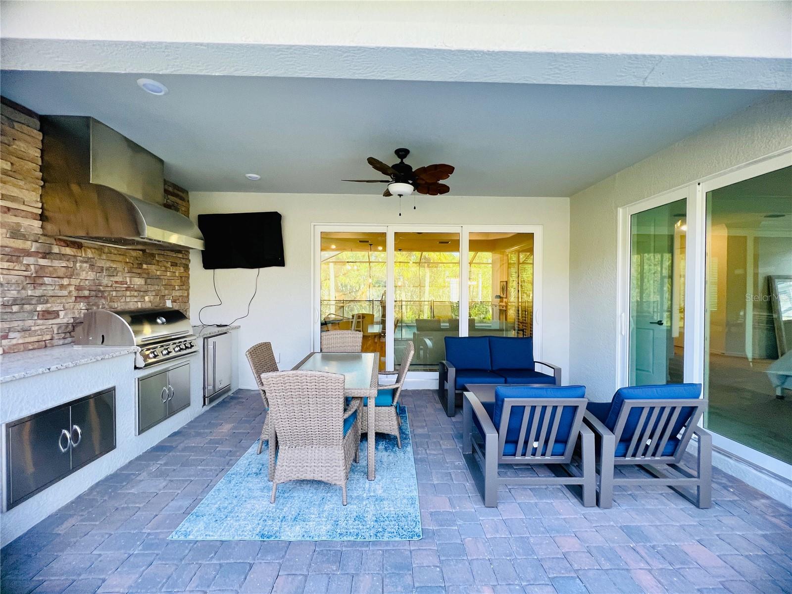 Image 18 of 51 For 14700 Cherry Blossom Way