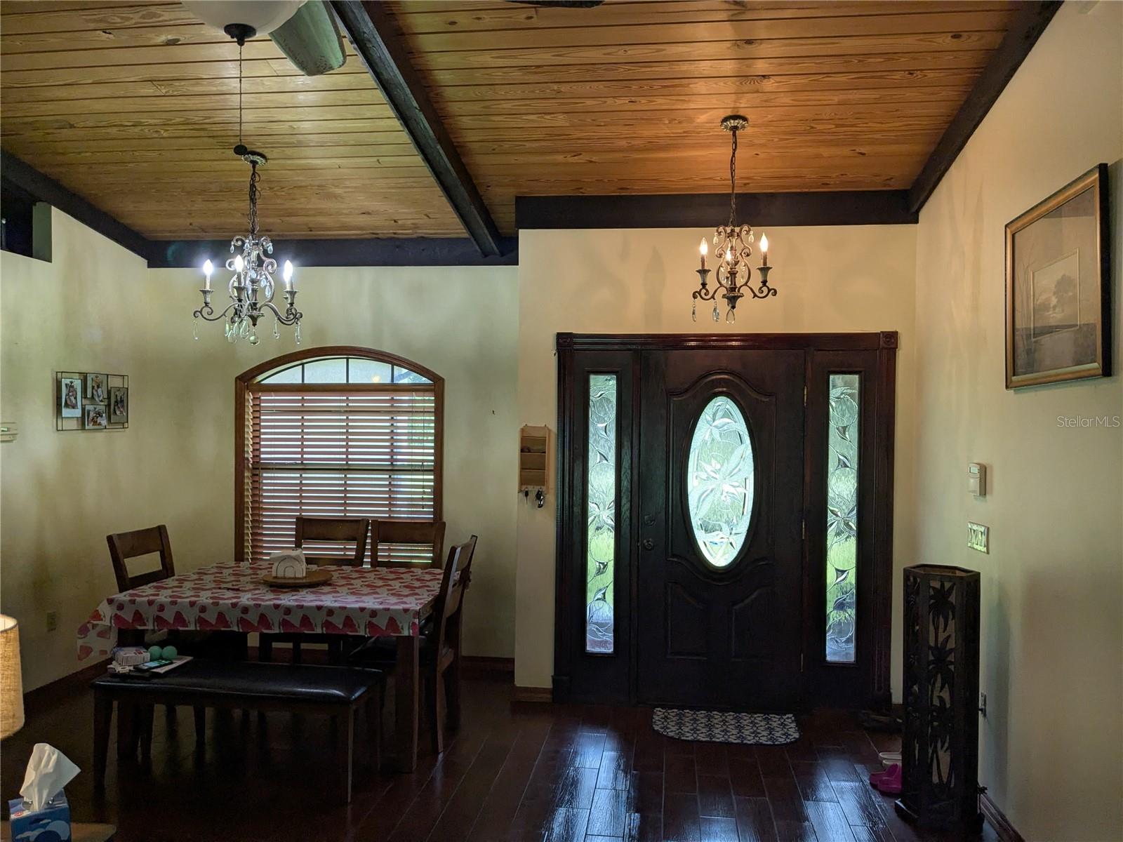 Image 6 of 54 For 6735 Toledo Blade Boulevard