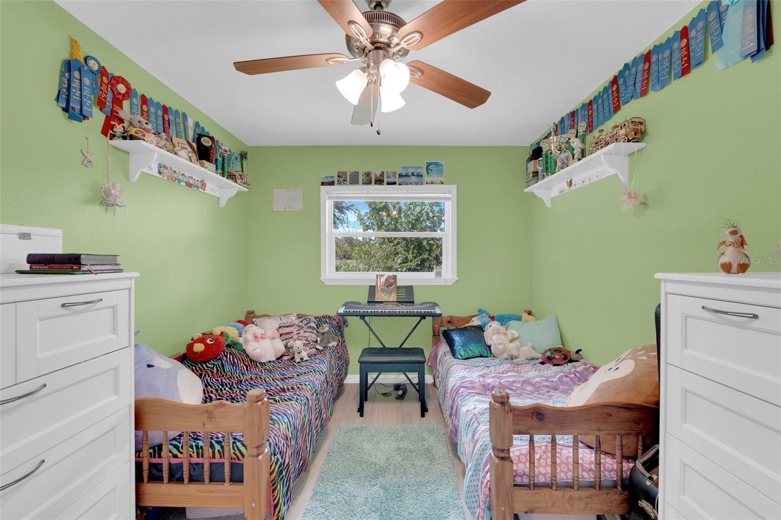 Image 22 of 48 For 1133 Crescent Avenue