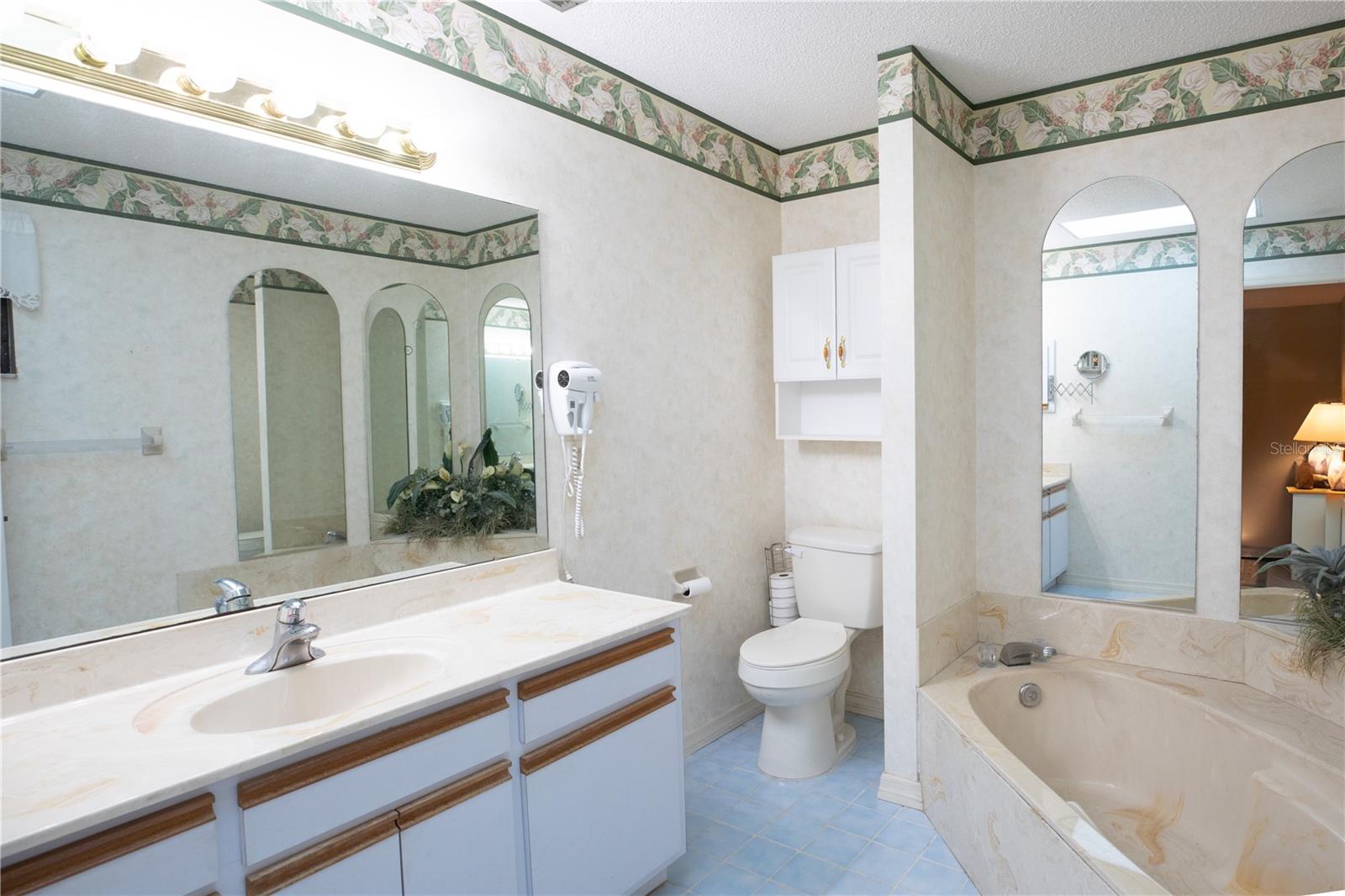 Image 14 of 33 For 10141 Asbury Avenue