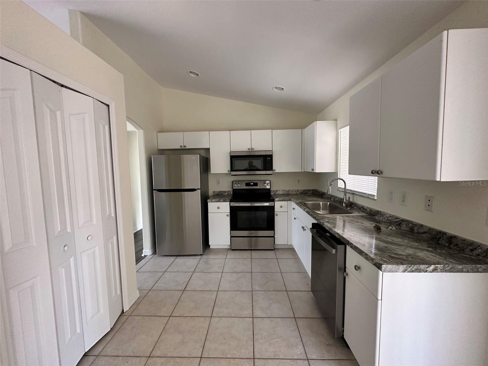 Image 5 of 16 For 4138 Azora Street