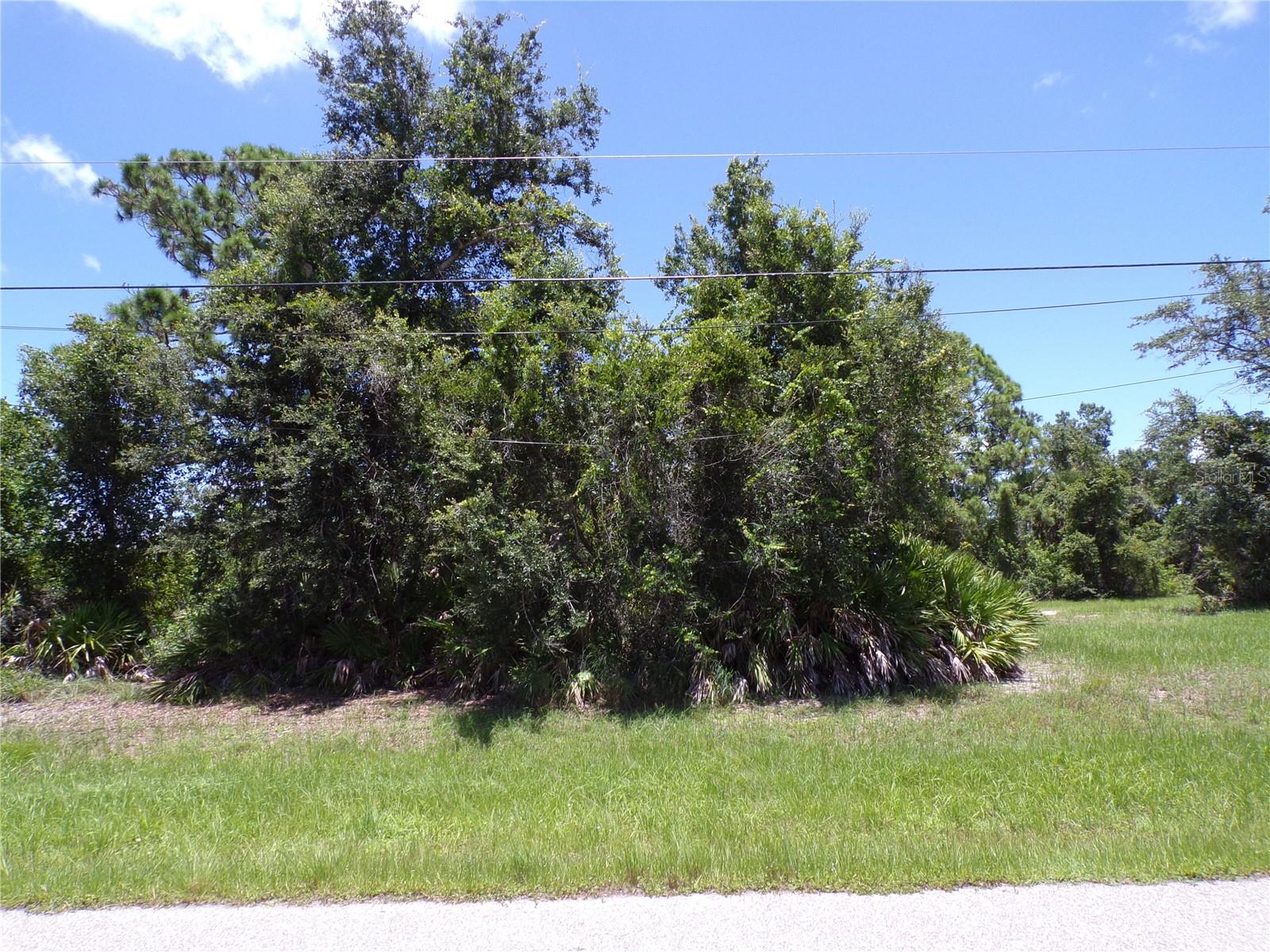 Image 2 of 15 For 160 Baytree Drive