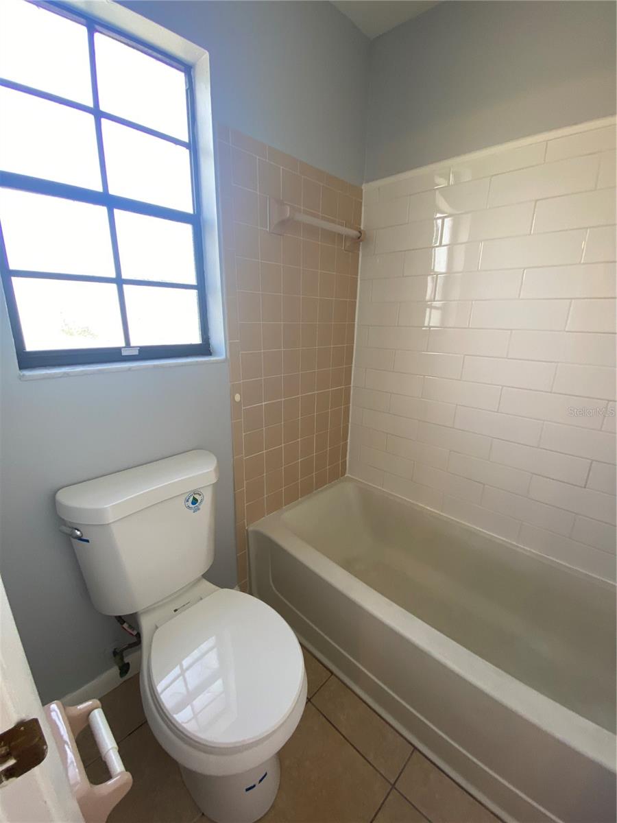 Image 19 of 21 For 13100 Mccall Road 150