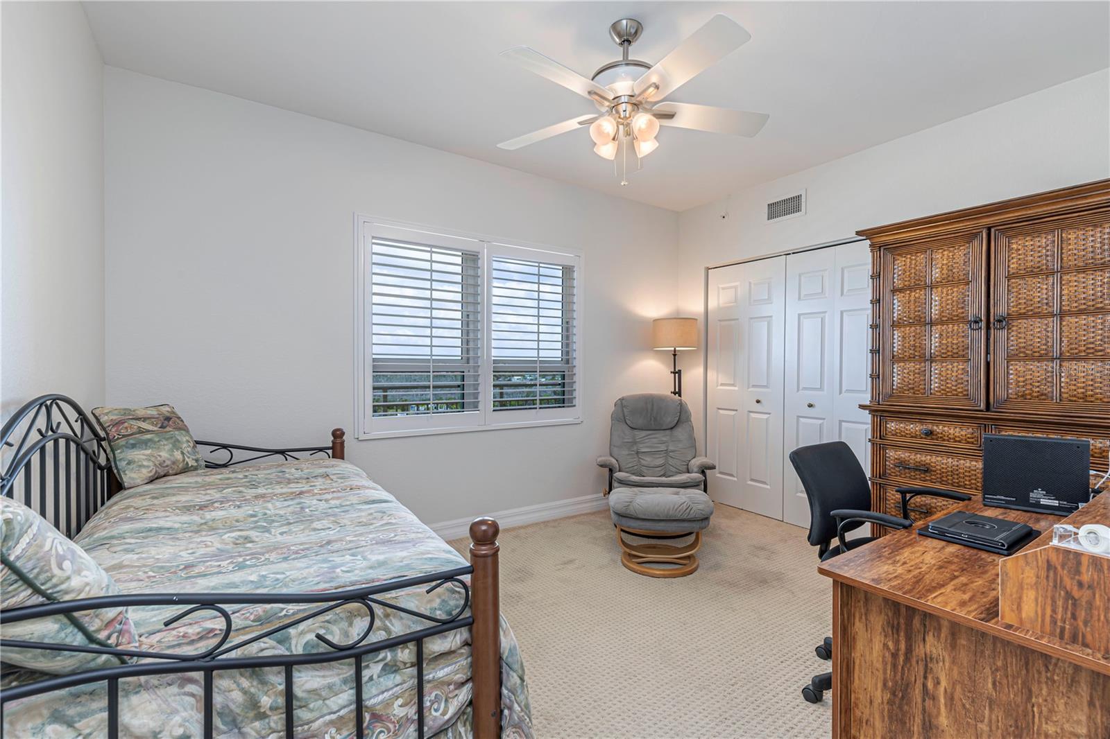 Image 17 of 32 For 12701 Mastique Beach Boulevard 503