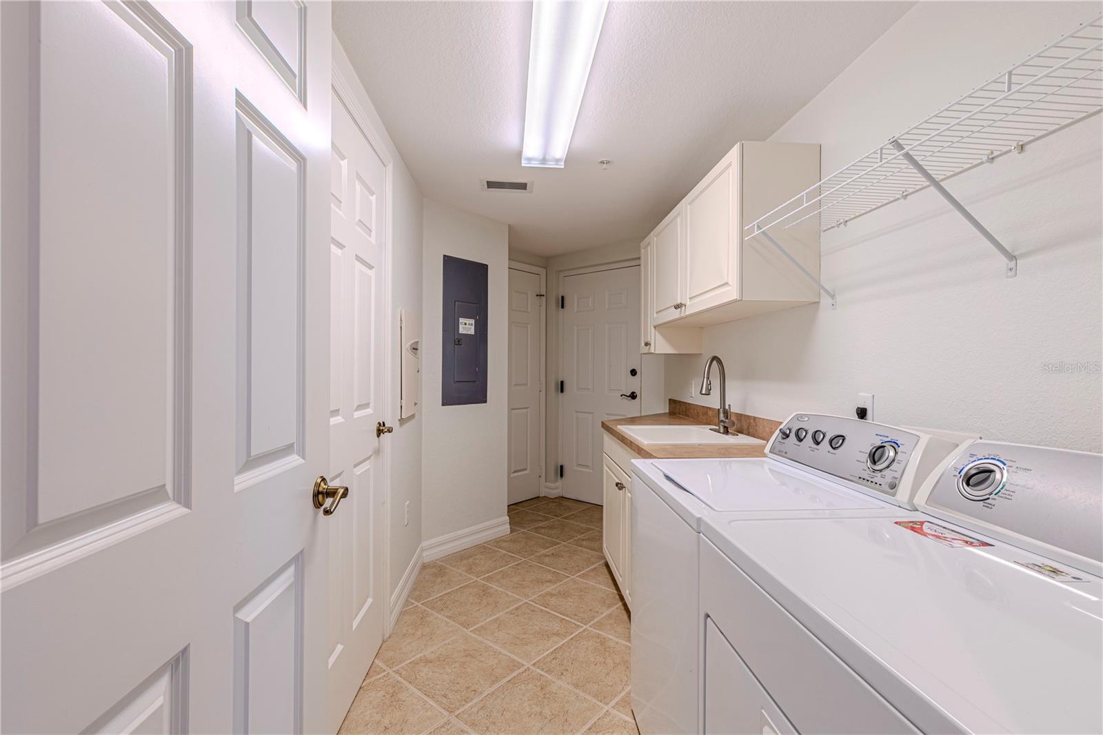 Image 20 of 32 For 12701 Mastique Beach Boulevard 503