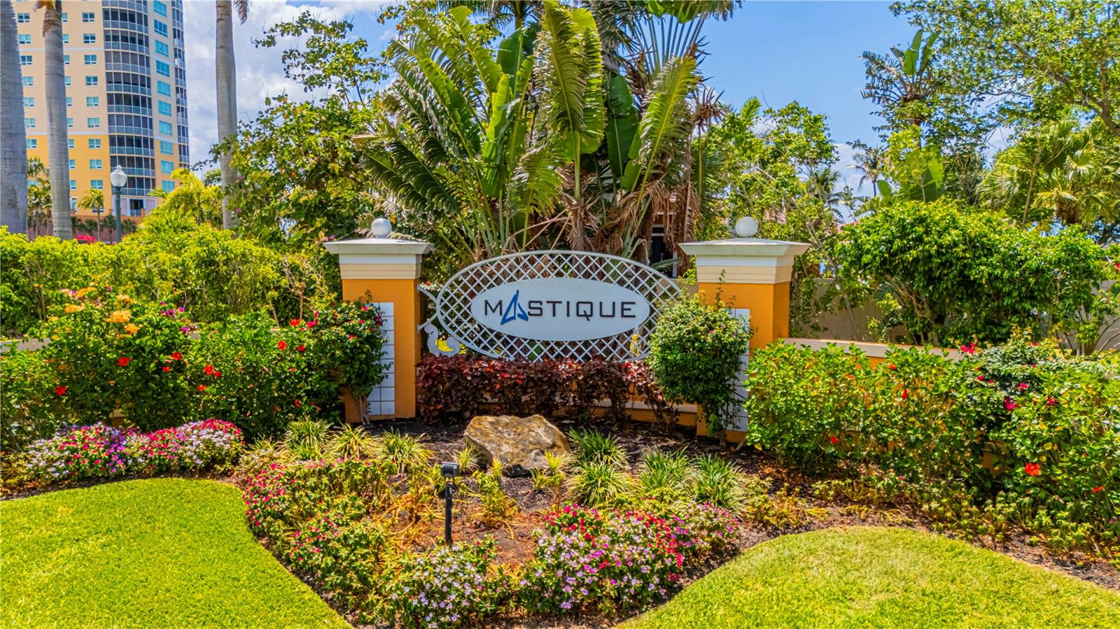 Image 5 of 32 For 12701 Mastique Beach Boulevard 503