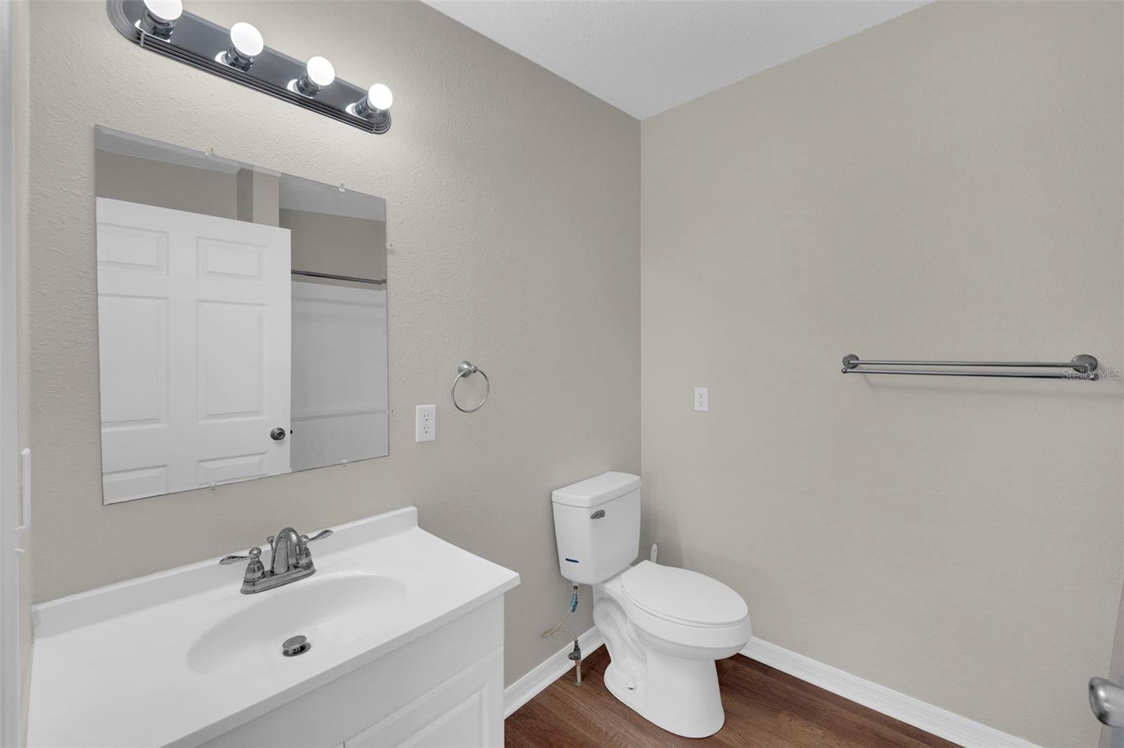 Image 37 of 49 For 1211 Crescent Avenue