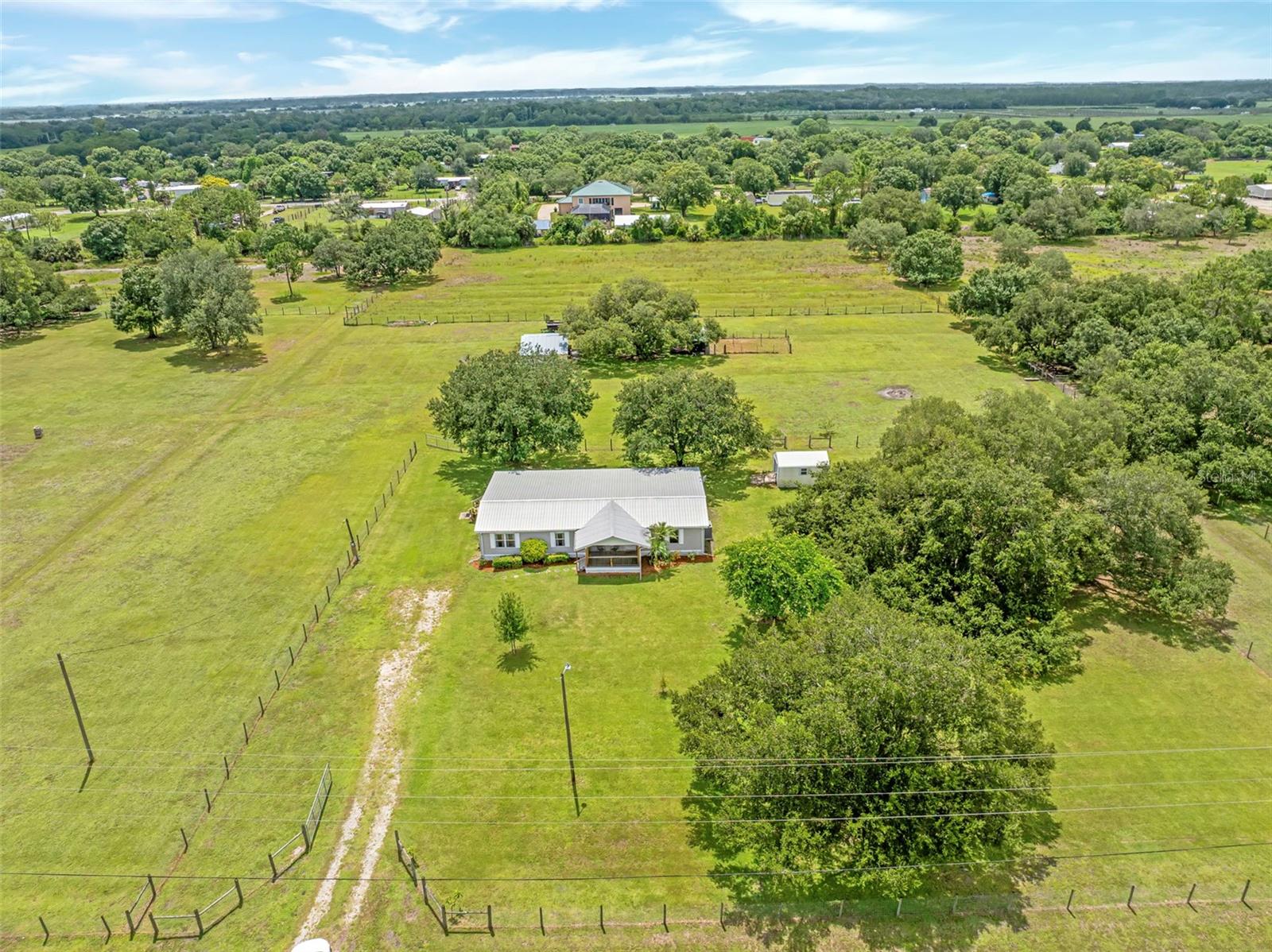 Image 4 of 49 For 1211 Crescent Avenue