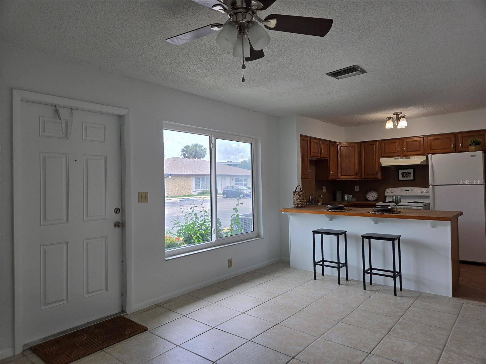 Image 13 of 31 For 21150 Gertrude Avenue S4