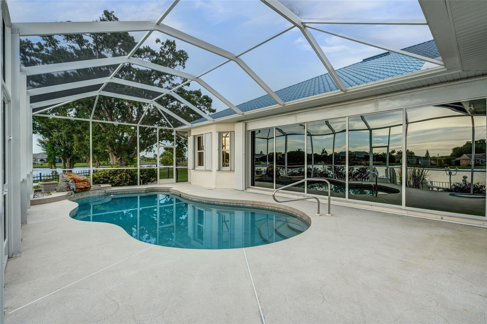 Image 52 of 74 For 12903 David Drive