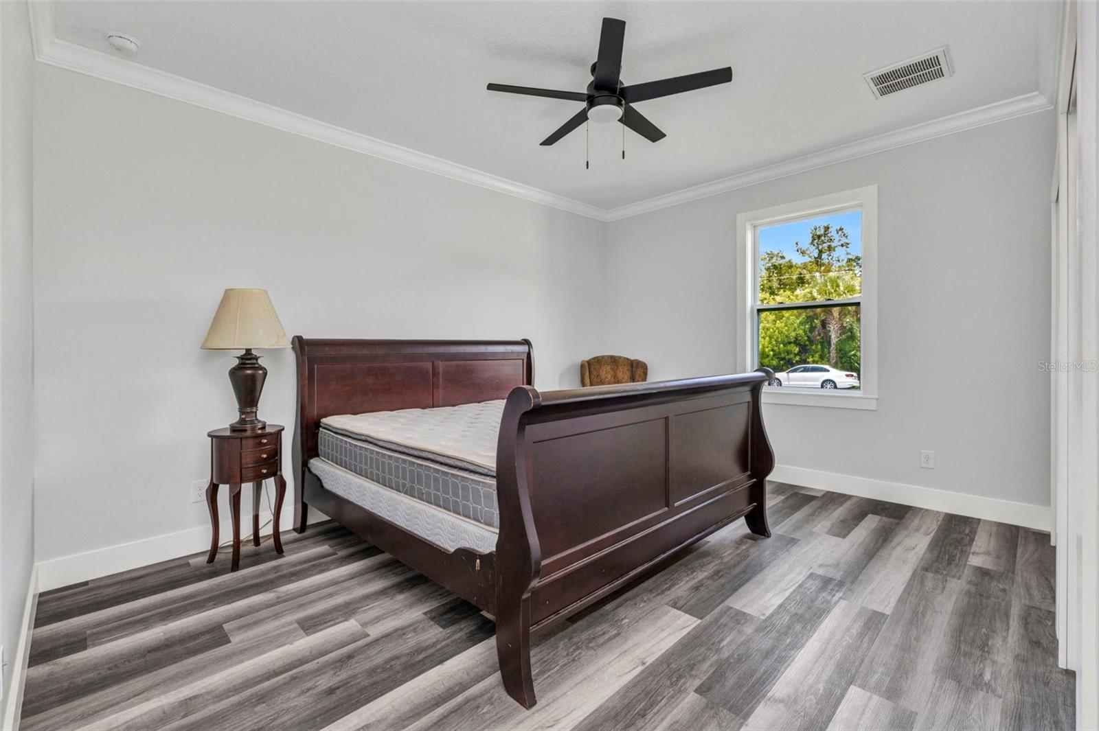 Image 21 of 48 For 420 Hoffer Street