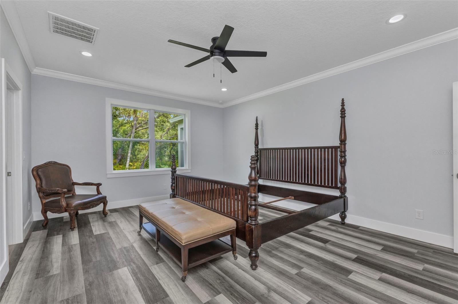 Image 26 of 48 For 420 Hoffer Street