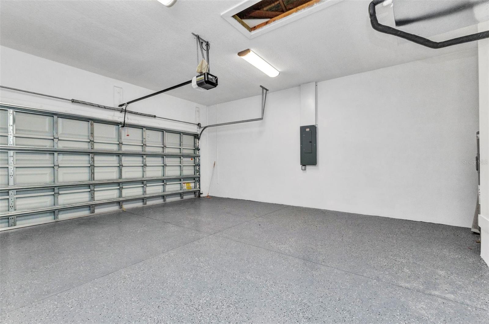 Image 33 of 48 For 420 Hoffer Street