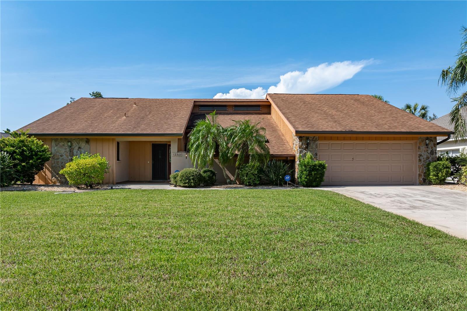 Details for 12313 Kingsway Circle, LAKE SUZY, FL 34269