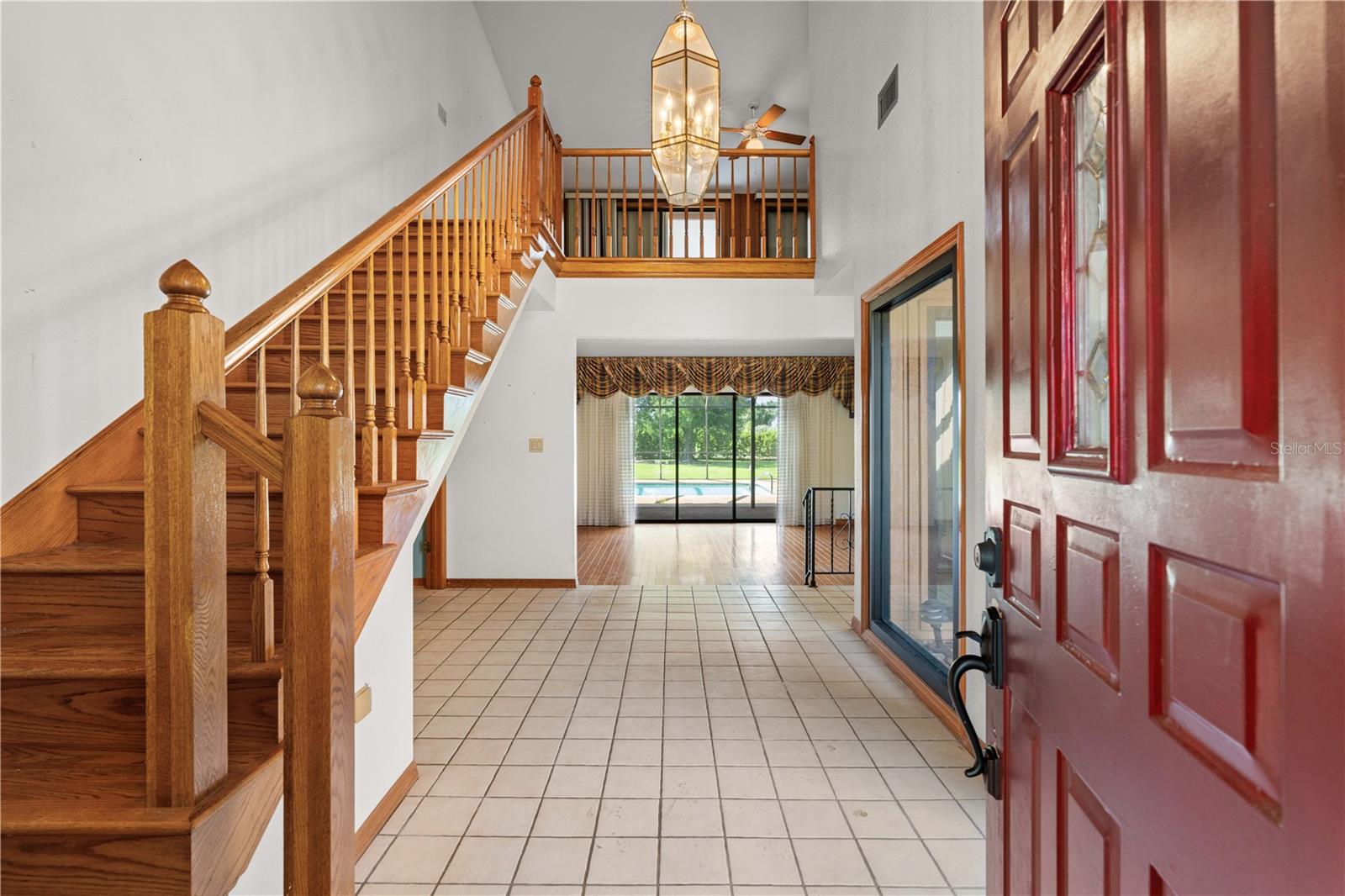 Image 16 of 75 For 12313 Kingsway Circle
