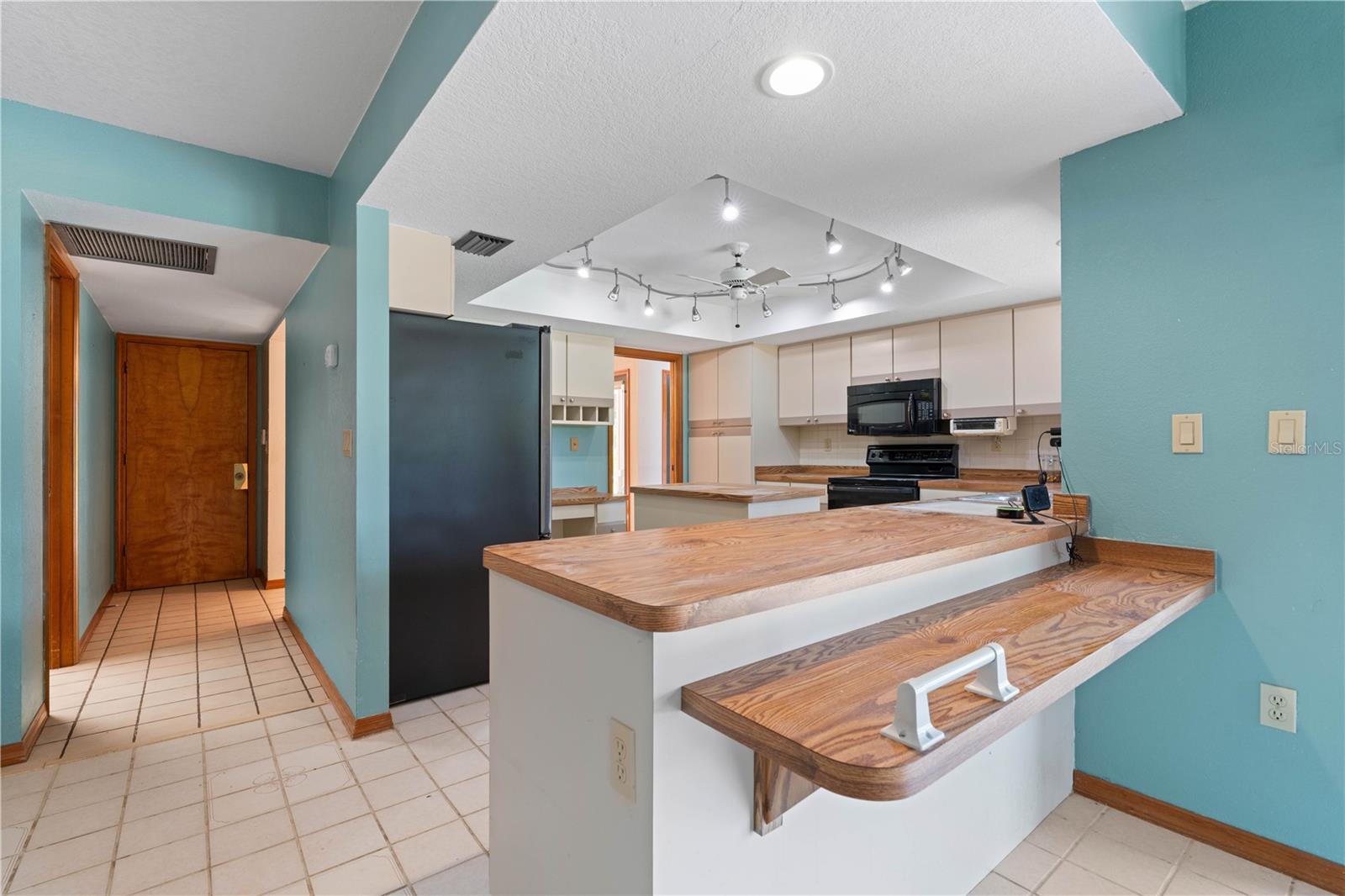 Image 30 of 75 For 12313 Kingsway Circle