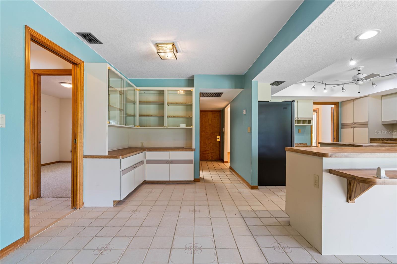 Image 31 of 75 For 12313 Kingsway Circle