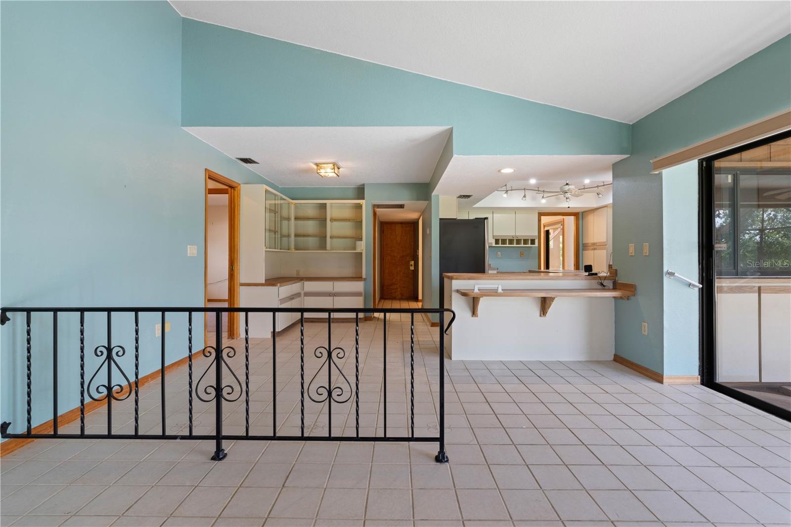 Image 34 of 75 For 12313 Kingsway Circle