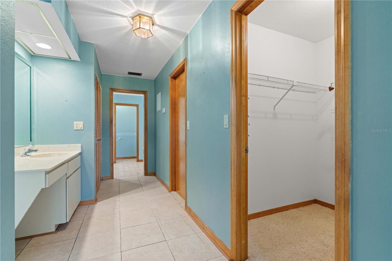 Image 48 of 75 For 12313 Kingsway Circle