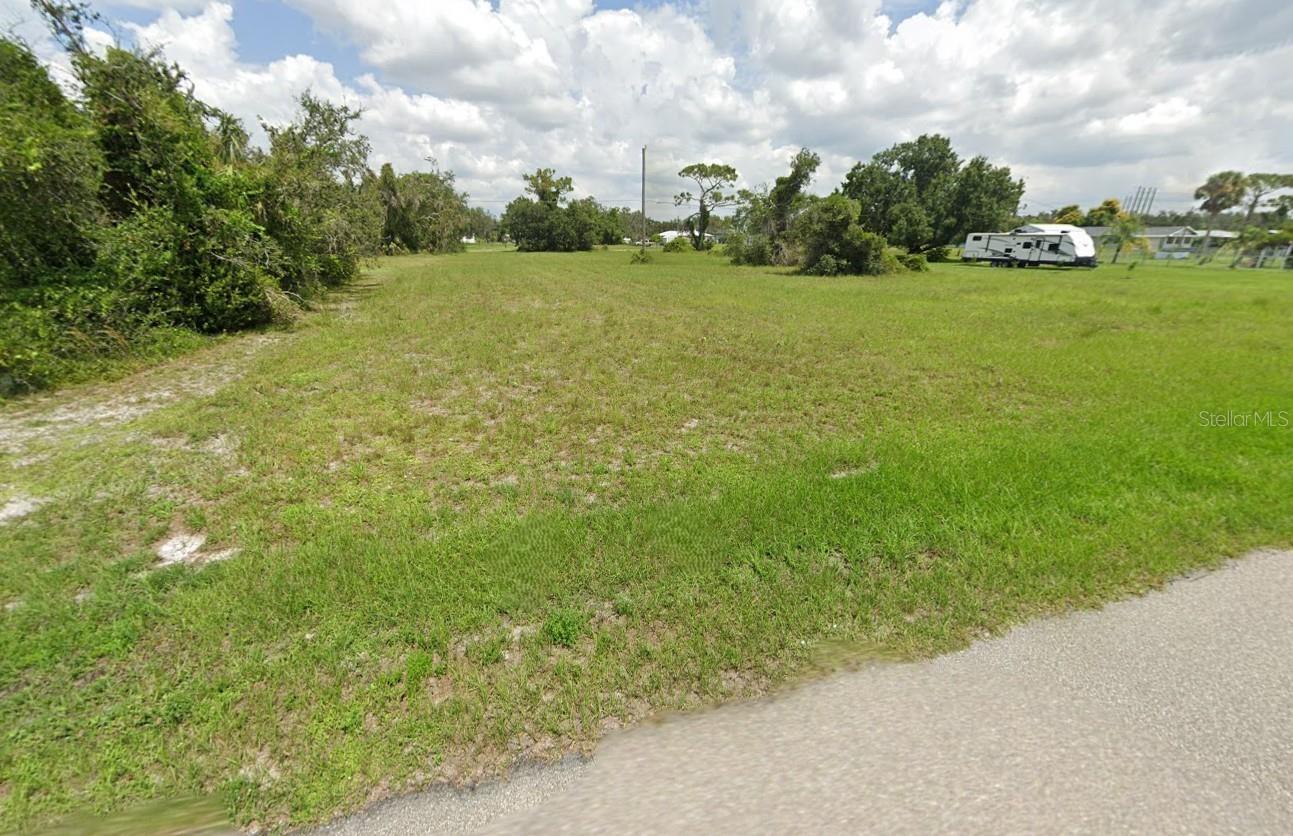 Image 4 of 9 For 30152 Balsam Boulevard