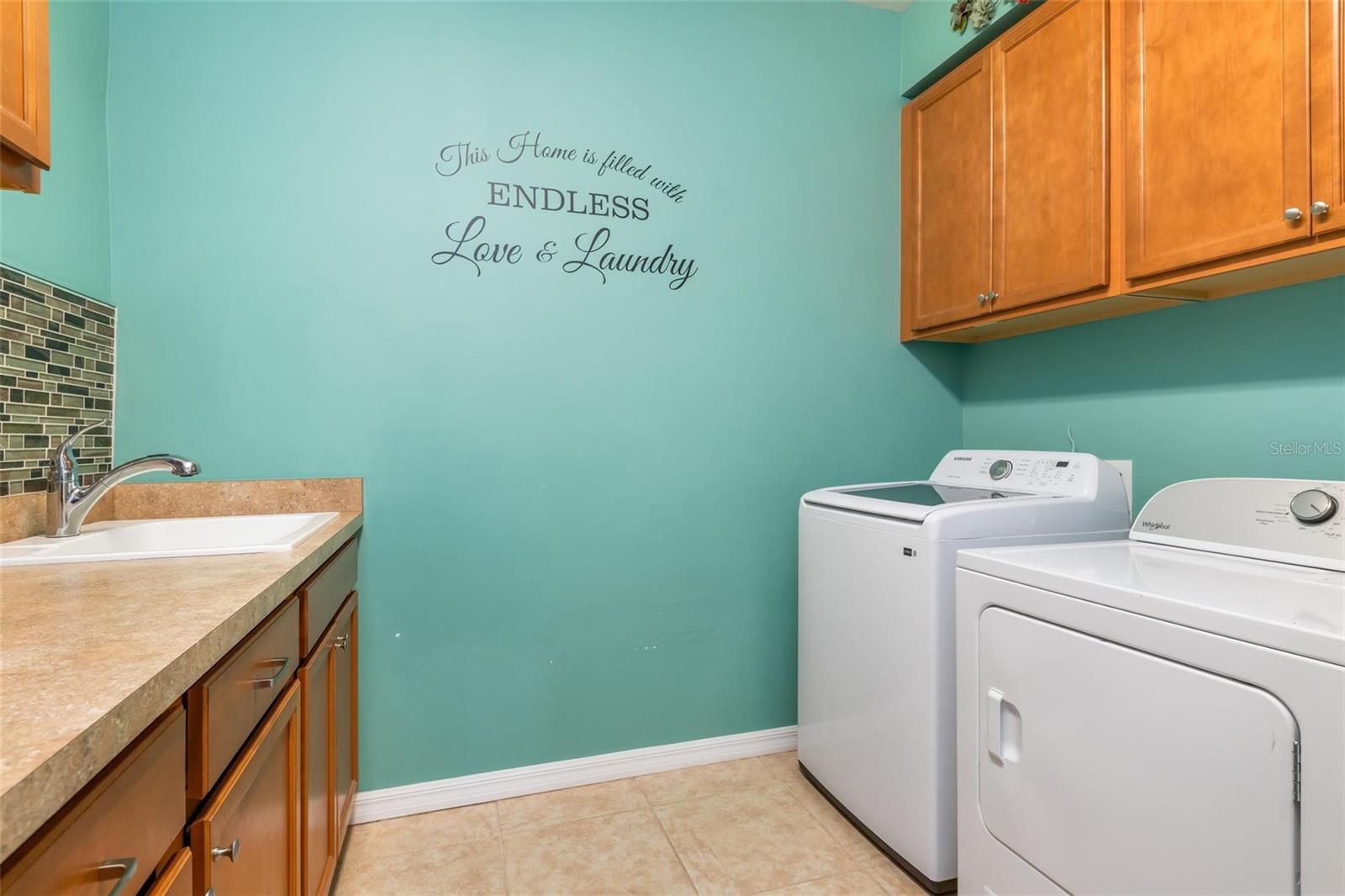 Image 33 of 59 For 2739 Sherman Oak Drive