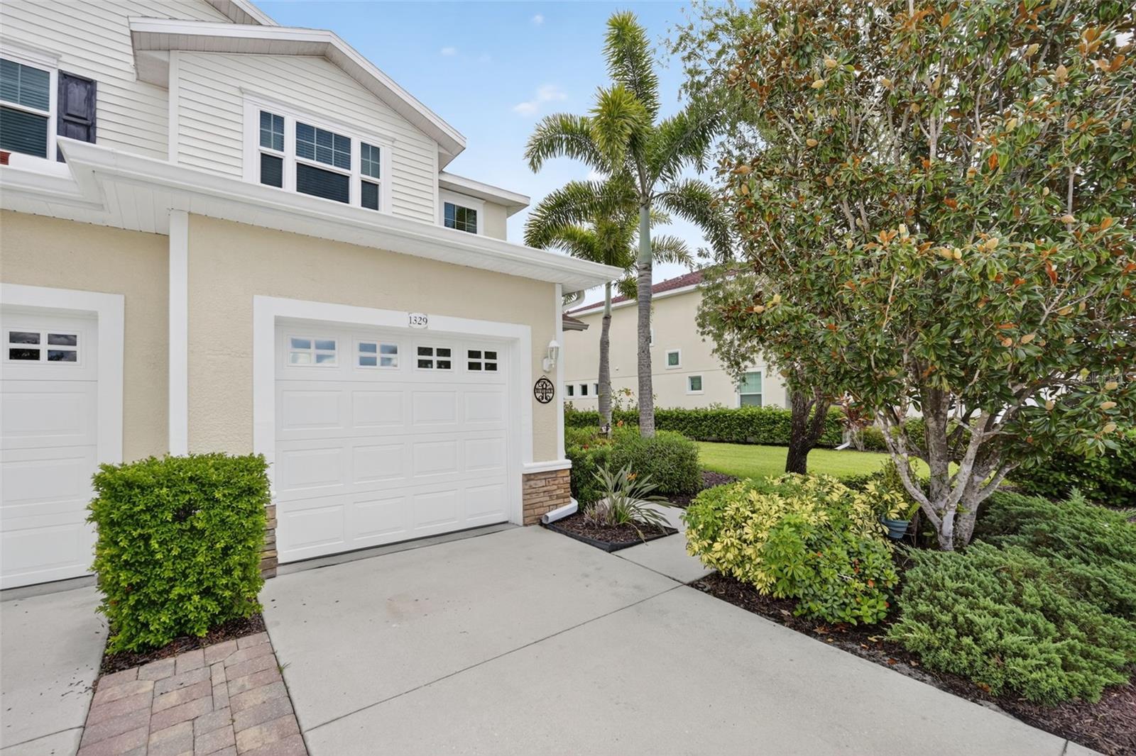 Image 2 of 71 For 1329 Jonah Drive
