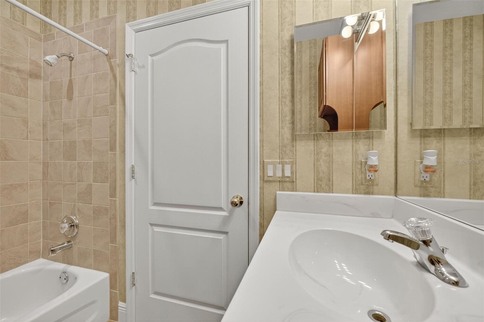 Image 31 of 71 For 1329 Jonah Drive