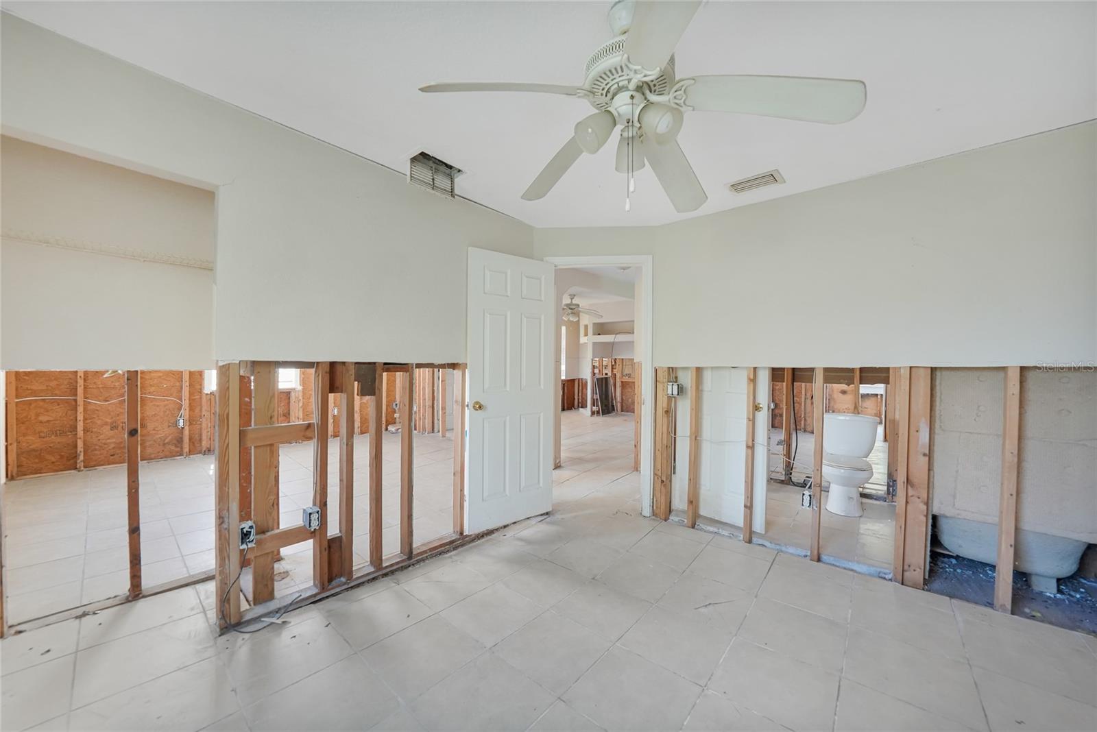 Image 15 of 26 For 2701 Charlene Street