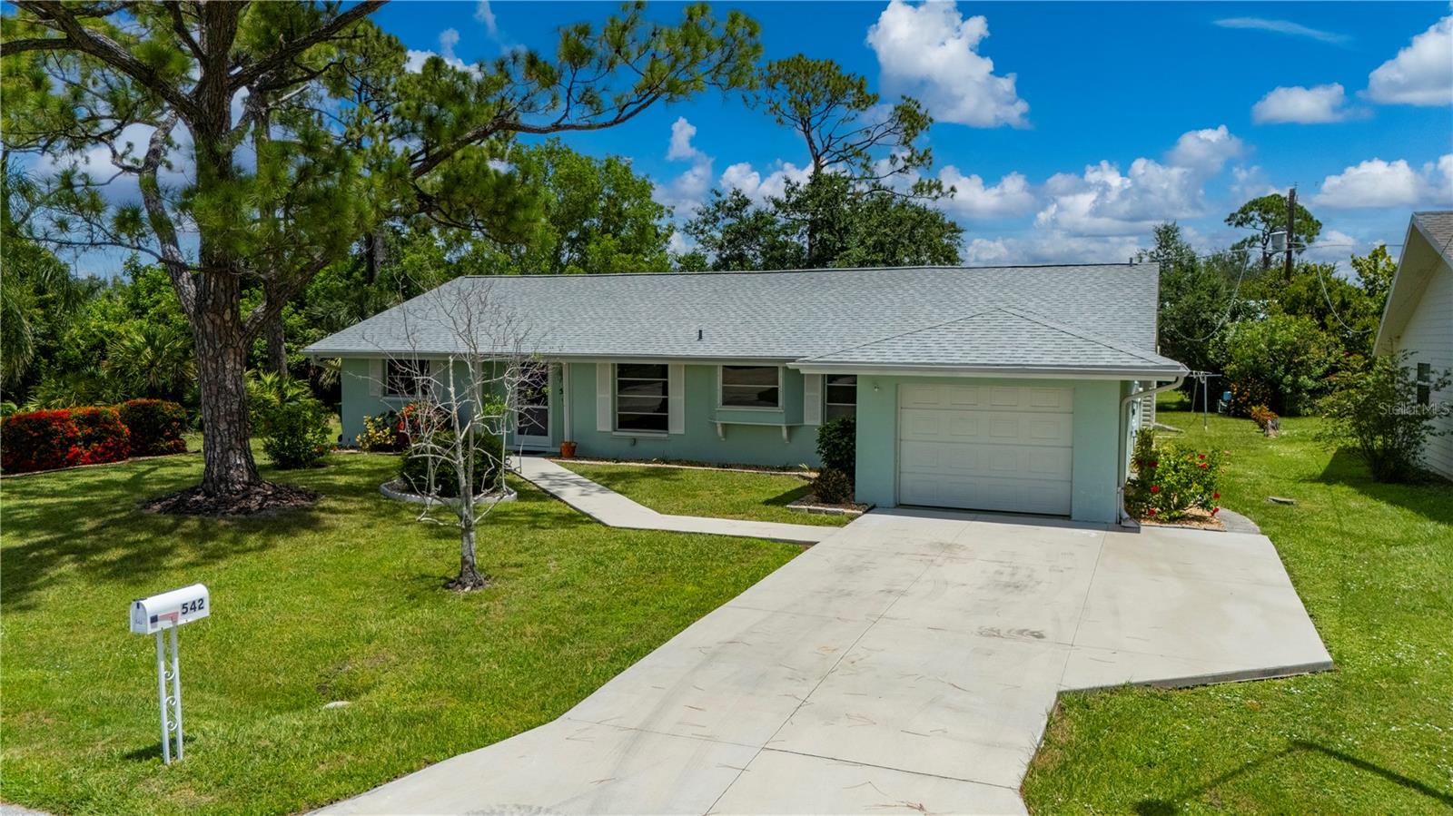 Image 2 of 64 For 542 Lakehurst Avenue Nw