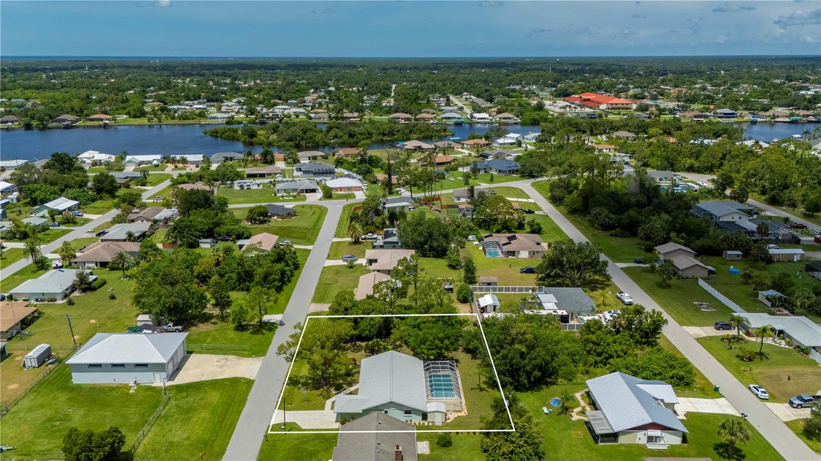 Image 56 of 64 For 542 Lakehurst Avenue Nw