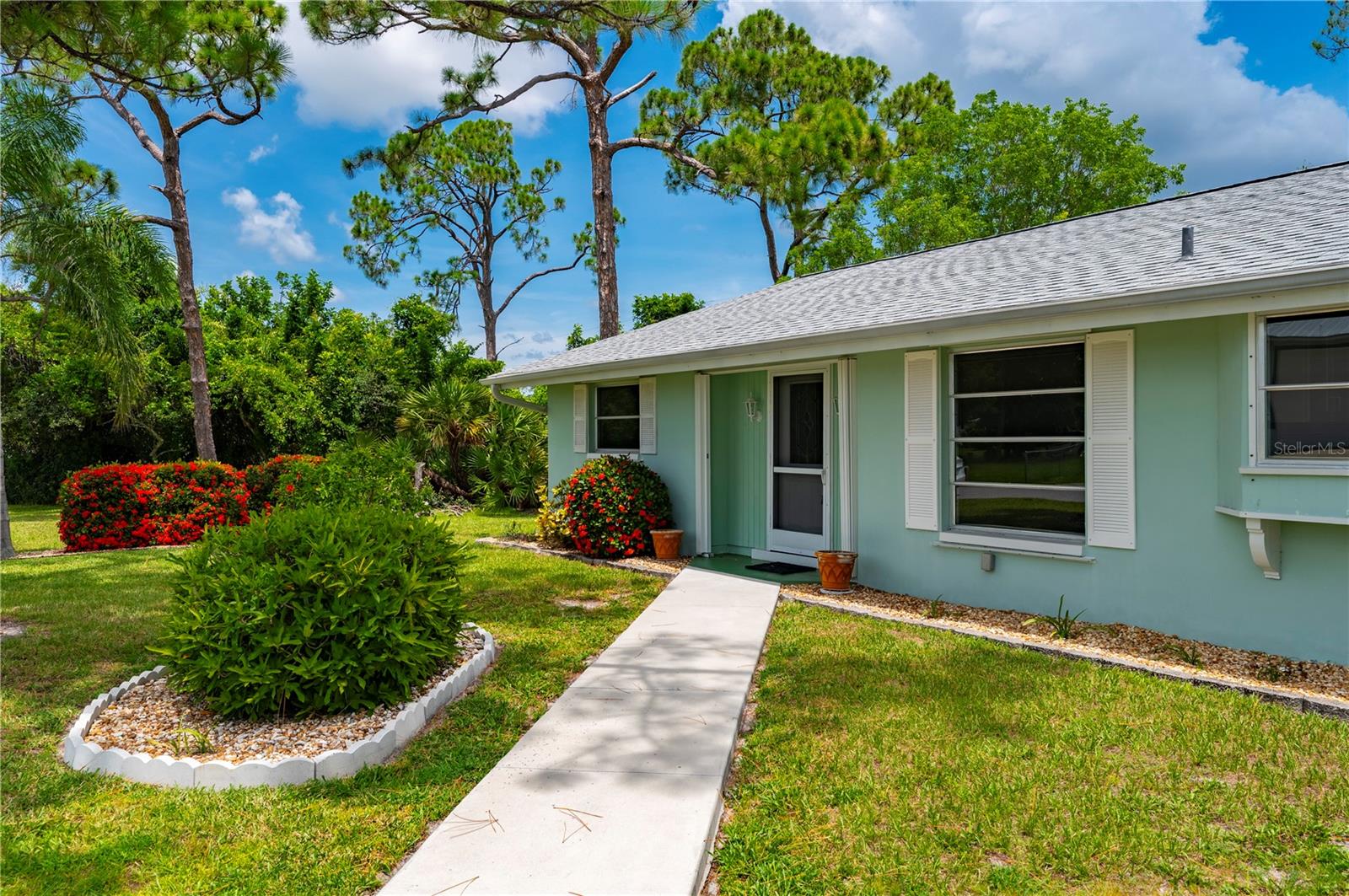 Image 8 of 64 For 542 Lakehurst Avenue Nw