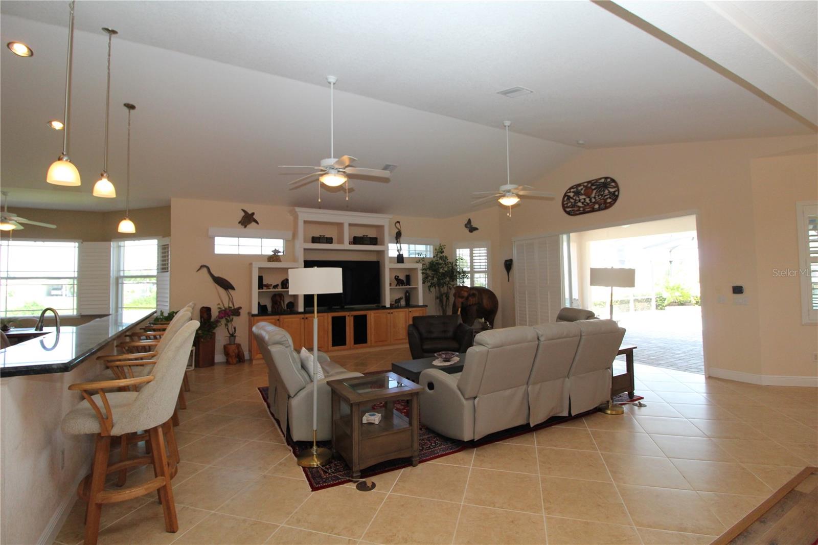 Image 12 of 82 For 534 Canal Way