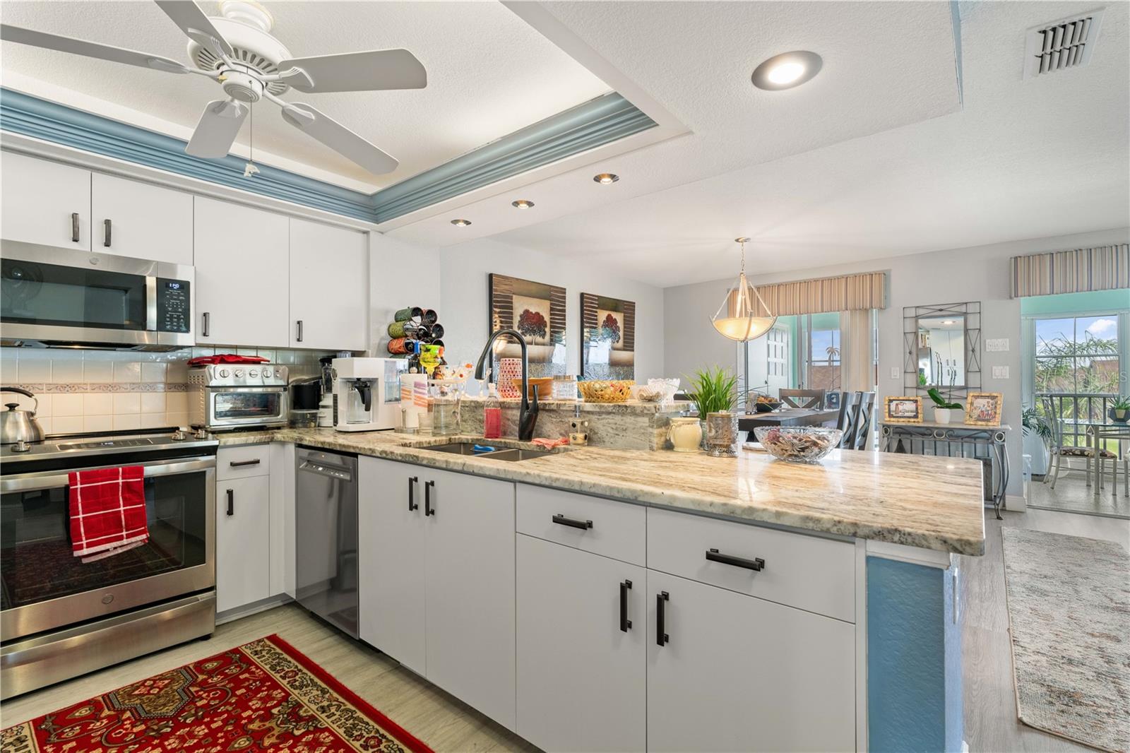 Image 23 of 50 For 4000 Bal Harbor Boulevard 127