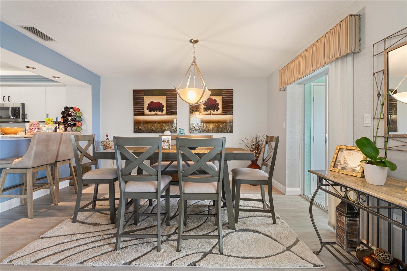 Image 26 of 50 For 4000 Bal Harbor Boulevard 127