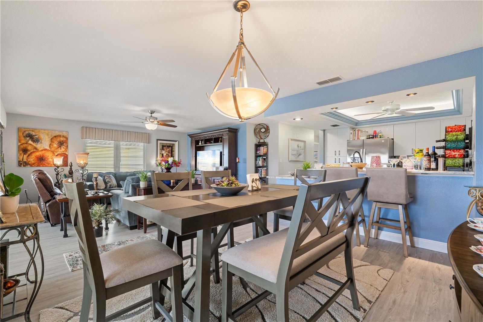 Image 27 of 50 For 4000 Bal Harbor Boulevard 127