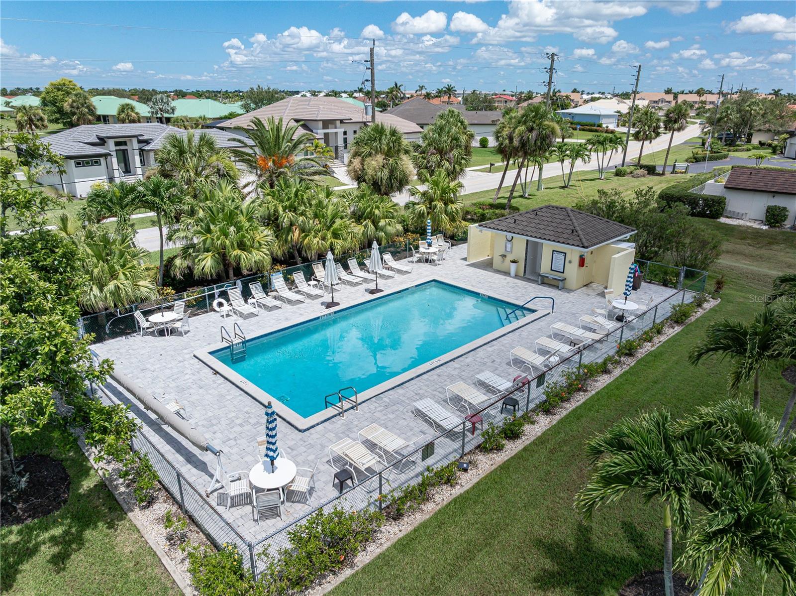 Image 6 of 50 For 4000 Bal Harbor Boulevard 127