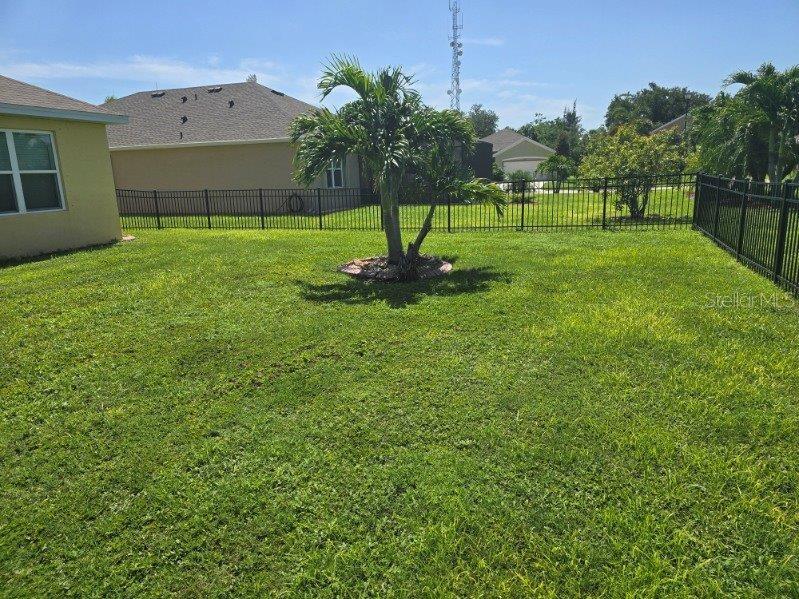 Image 18 of 29 For 25525 Gorham Lane