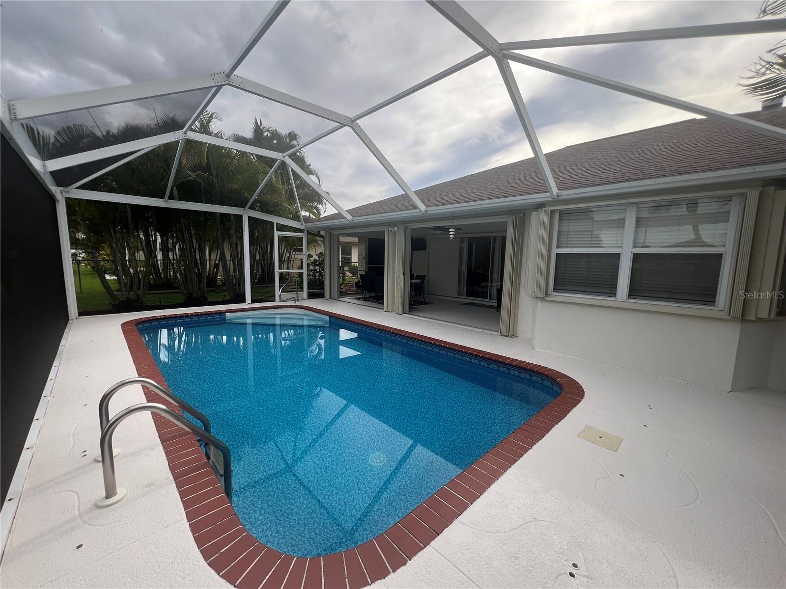 Image 42 of 51 For 1126 Waterside Street