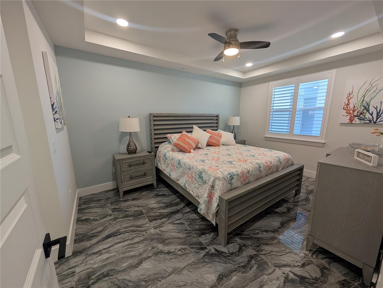 Image 2 of 36 For 1425 Park Beach Circle 127
