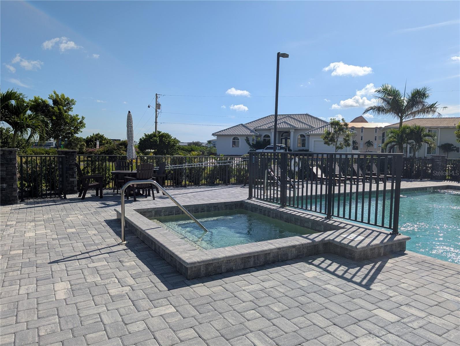 Image 33 of 36 For 1425 Park Beach Circle 127