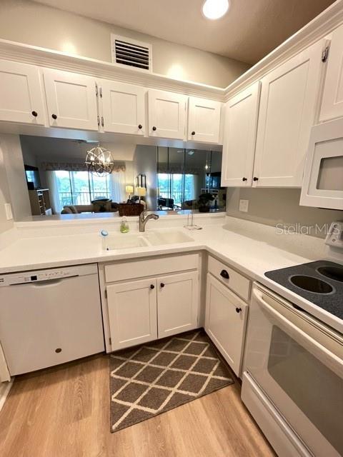Image 3 of 18 For 437 Cerromar Lane 523