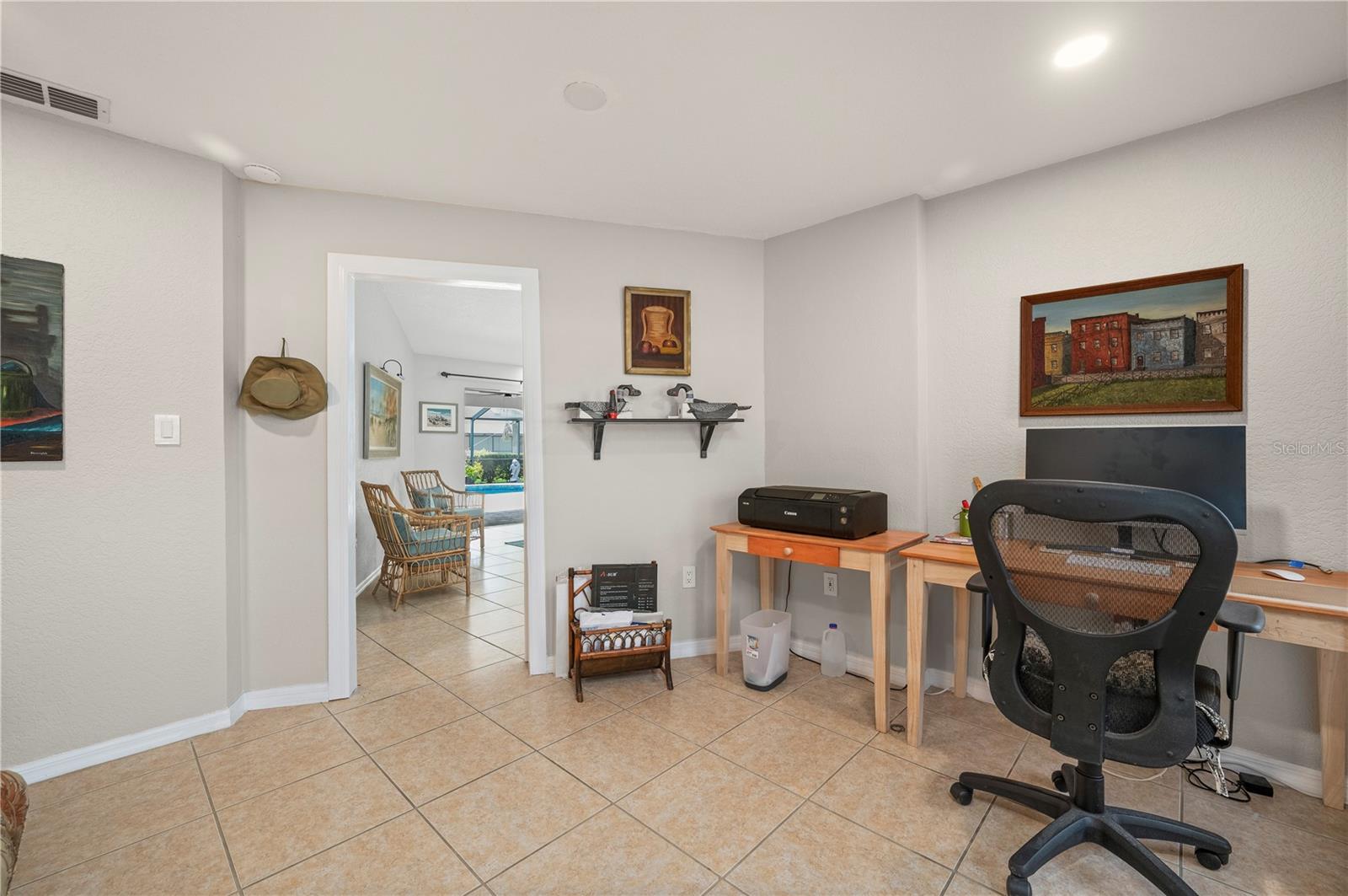 Image 16 of 62 For 222 Santarem Circle