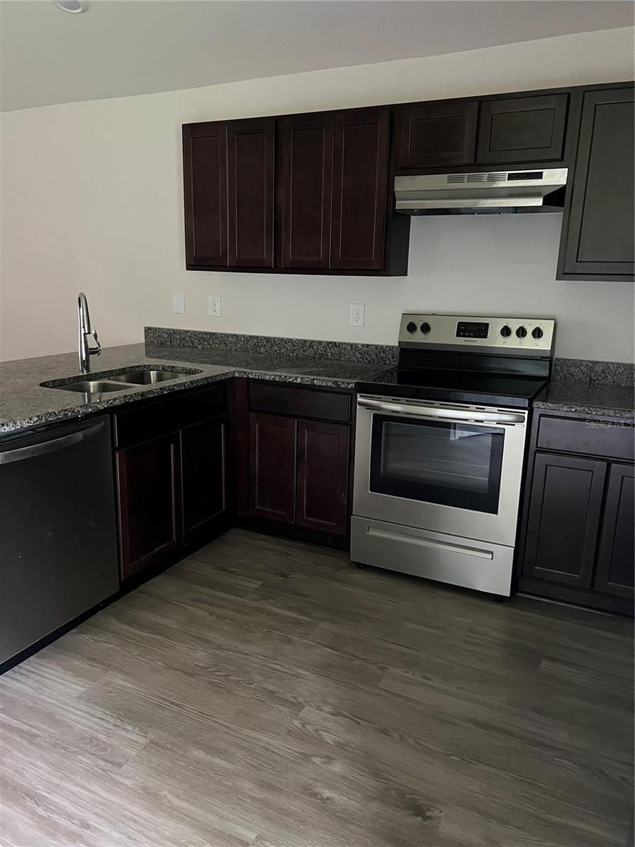 Image 4 of 15 For 169 Lomond Drive