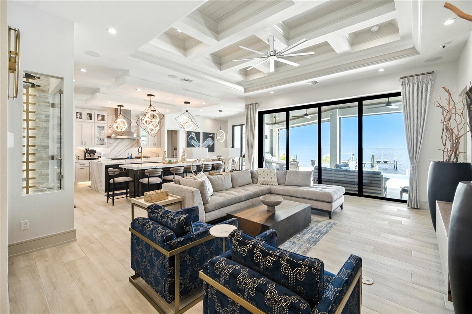 Image 10 of 49 For 4488 Harbor Boulevard